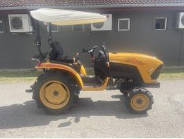 Force 325 Stage V traktor érvényes műszakival 20 üó