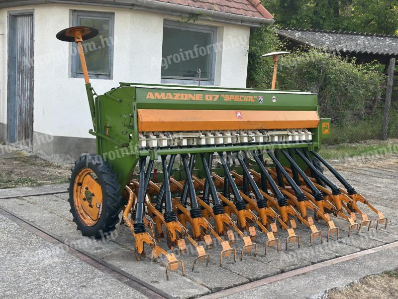 AMAZONE D7 Special 2,5 m gabonavetőgép