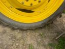 ÁPOLÓKERÉK,  MŰVELŐKERÉK GARNITÚRA JOHN DEERE,  NEW HOLLAND,  FERGUSON stb. 300/95R52 és 270/95R38,,,, 12.4-52 és 11.2-38