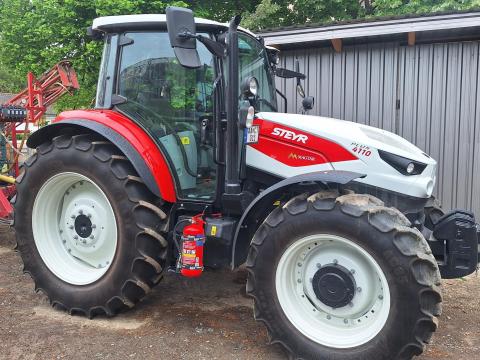 Steyr Plus 4110