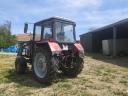 MTZ 820 + Metal Fach homlokrakodó