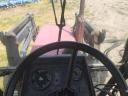 MTZ 820 + Metal Fach homlokrakodó