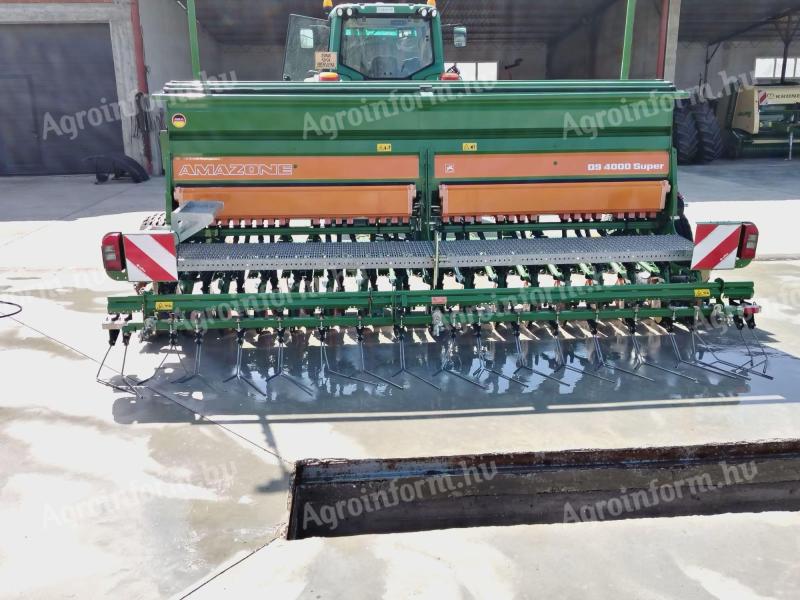Amazone D9 4000 Super tipusú vetőgép