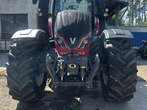 Valtra T214 TwinTrac
