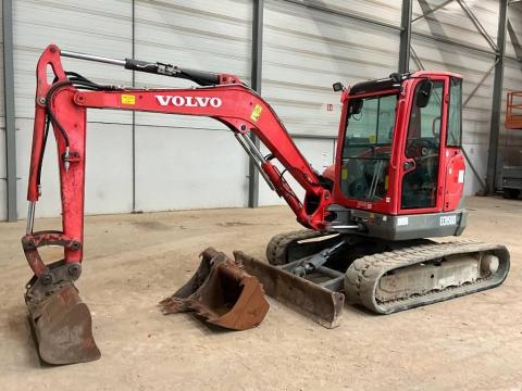 Volvo ECR 50 D / 2017 / 2 707 üzemóra / Lízing 20%-tól