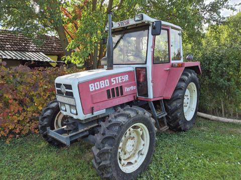 Steyr 8080A traktor
