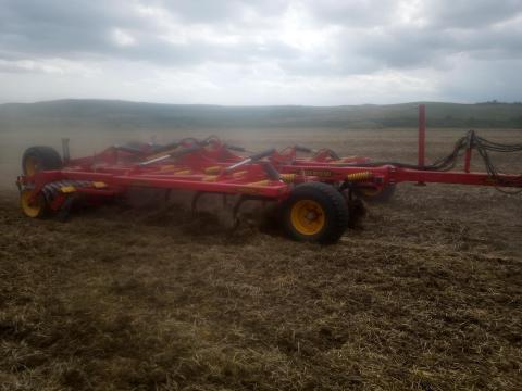 Vaderstad Cultus 420 grúber