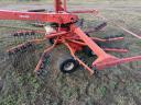 KUHN 6,5 m-es rendképző, rendsodró, rendkezelő