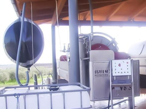Használt Siprem vákuumos szőlőprés – technológia, amely új szintre emeli a borászatot
