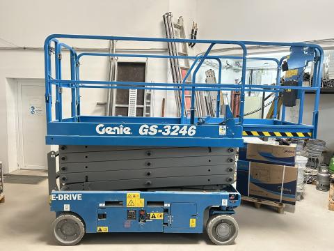 Genie GS-3246 ollós emelő Genie GS-3246 ollós emelő