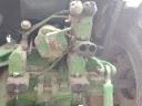 John Deere 4755 ikerkerékkel