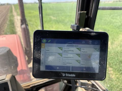 Trimble GFX350 + NAV500 Trimble GFX350 + NAV500