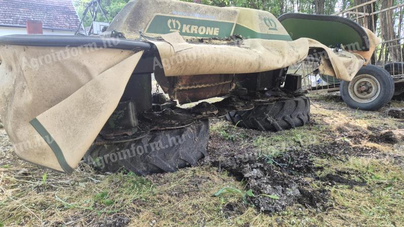 Krone Easy Cut F 320 2021 front kasza
