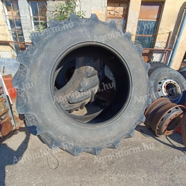 Traktor gumi