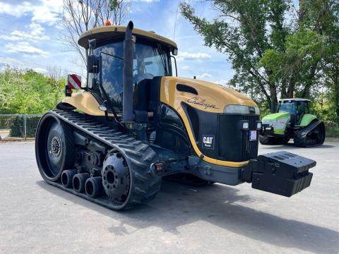 Challenger MT 765 B tipusú hevederes traktor