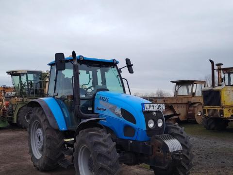 Landini Vision 100, 9500 üzemórával,  2 db új első gumival,  2010-es évjáratú