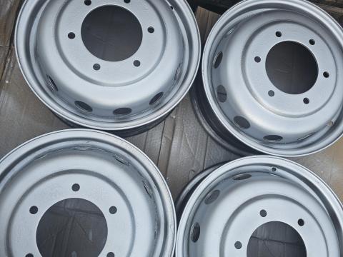 6x180 5x16' Ford duplakerekes használt acélfelni 138,8 agy