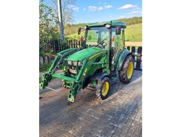 John Deere 3038