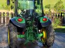 John Deere 3038