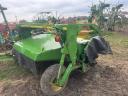 JOHN DEERE 1465 (KUHN FC 302 RG ),  3 MÉTERES VONTATOTT TÁRCSÁS FŰKASZA GUMIHENGERES SZÁRSÉRTŐVEL