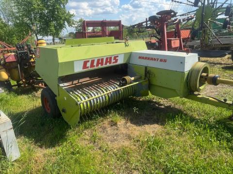 CLAAS MARKANT 65, KISKOCKA BÁLÁZÓ