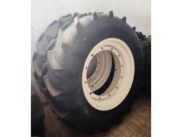 14,9R30 Taurus szereltkerék New Holland felnivel