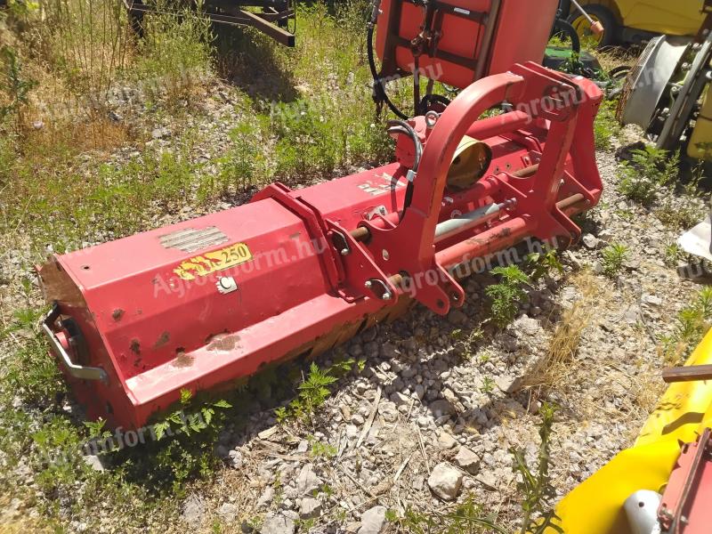 Delmori o 250cmes kalapácsos szárzuzó