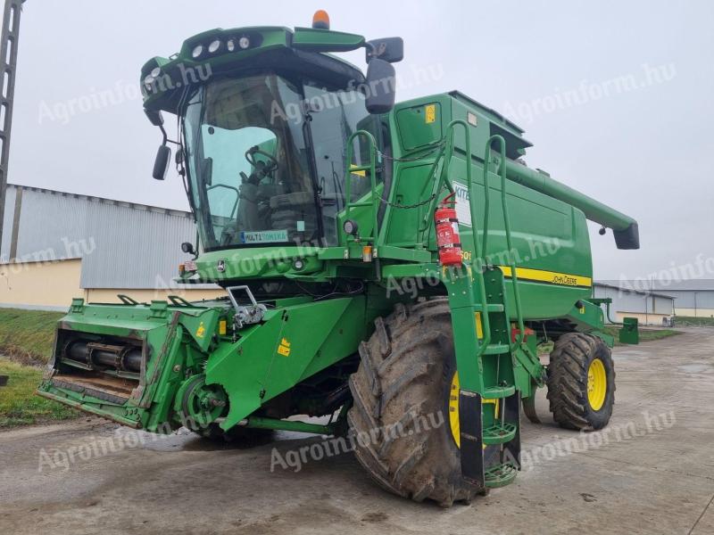 JOHN DEERE T660i