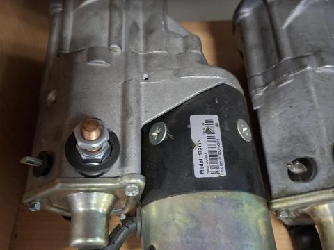 Önindító AV/ 13D4 12 V -os Önindító AV/ 13D4 12 V -os
