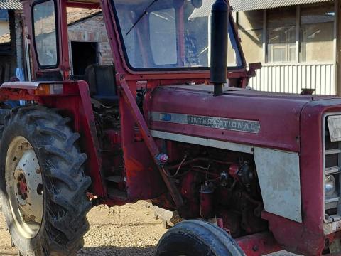 International IH 444 (Case)