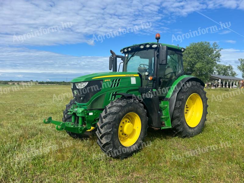 John Deere 6155R Traktor