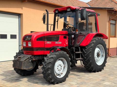 Belarus MTZ 1025.3 traktor