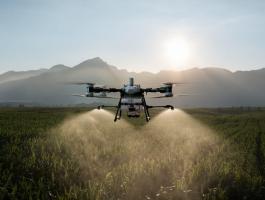 Hivatalos drónos permetezés – DJI Agras T100