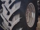 600/70R28 Pirelli szerelt kerék Ferguson felni
