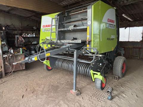 Claas Rollant 260 körbálázó bálázó
