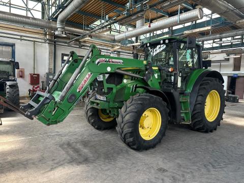 John Deere 6150M + Stoll 50.1 rakodó ajándék bálatüskével! Rugózott híd, AutoQuad, 4 pár hidr., légfék, 6+4 lámpa, Vredestein gumik. Magas, de őszinte üzemóra, alkalmi áron John Deere 6150M + Stoll 50.1 rakodó ajándék bálatüskével! Rugózott híd, AutoQuad, 4 pár hidr., légfék, 6+4 lámpa, Vredestein gumik. Magas, de őszinte üzemóra, alkalmi áron