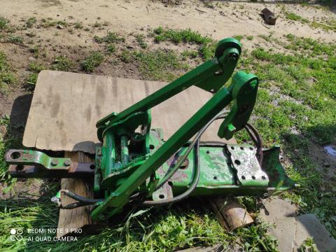 John Deere hidraulikus hasi húzó John Deere hidraulikus hasi húzó