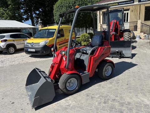 SHERPA 804 PRO Derékcsuklós Mini Rakodó SHERPA 804 PRO Derékcsuklós Mini Rakodó