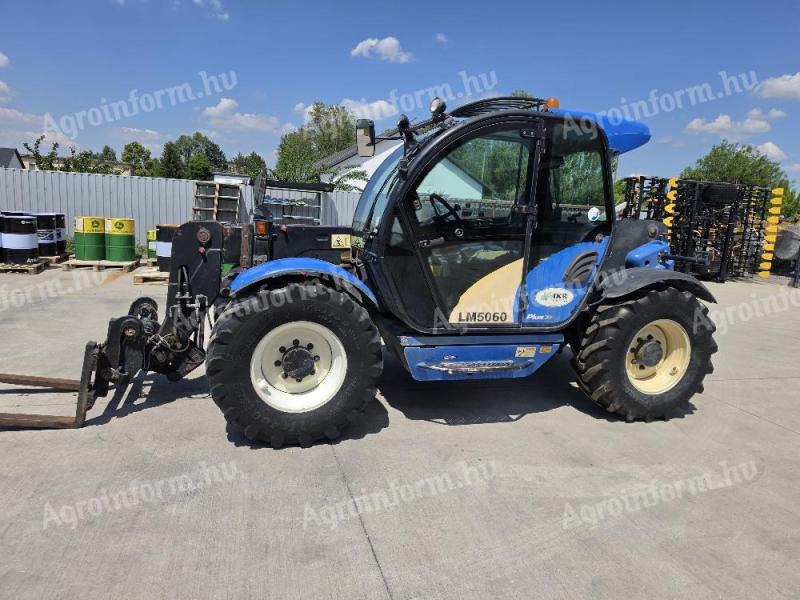 Eladó New Holland LM 5060 teleszkópos rakodógép