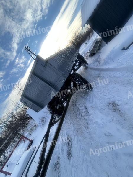 IFA E5/2-es pótkocsi eladó, tökéletes állapotban