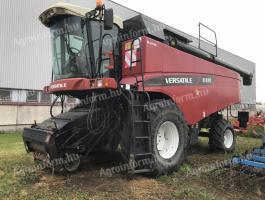 Versatile RT490 kombájn gabona- és kukoricaasztallal, 980 üzemórával eladó