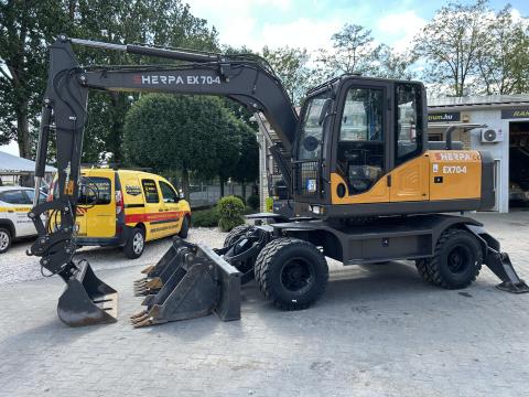 Sherpa EX70-4 gumikerekes kotrógép klíma rendszám 115 üó Sherpa EX70-4 gumikerekes kotrógép klíma rendszám 115 üó