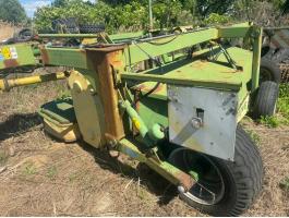 KRONE AMT 5000 CV,  5 MÉTERES VONTATOTT TÁRCSÁS KASZA SZÁRSÉRTŐVEL