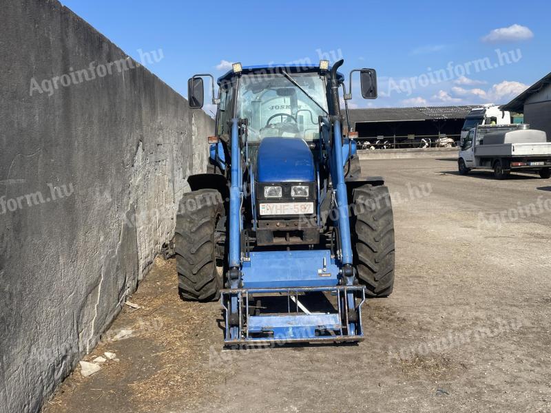 Eladó New Holland traktor