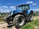 New Holland T7050