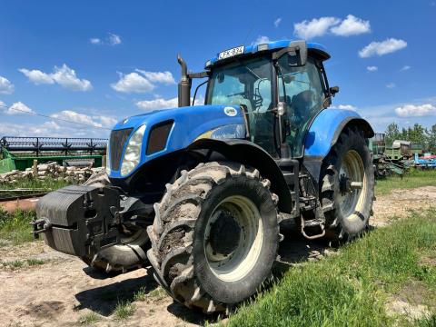 New Holland T7050 New Holland T7050