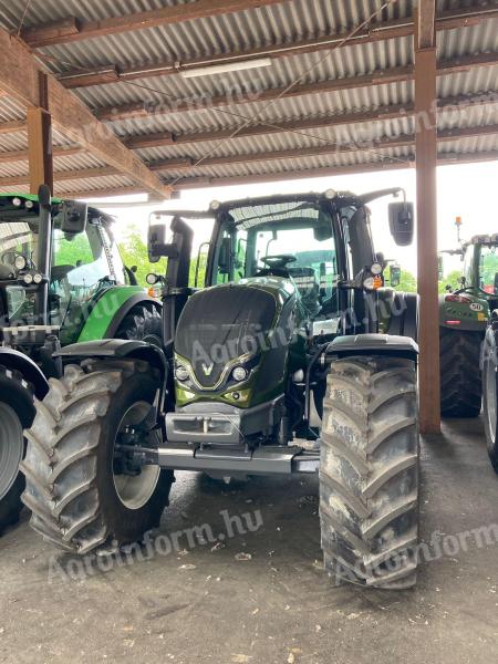 Valtra N155eA 60 üzemórás demo traktor érkezik készletre