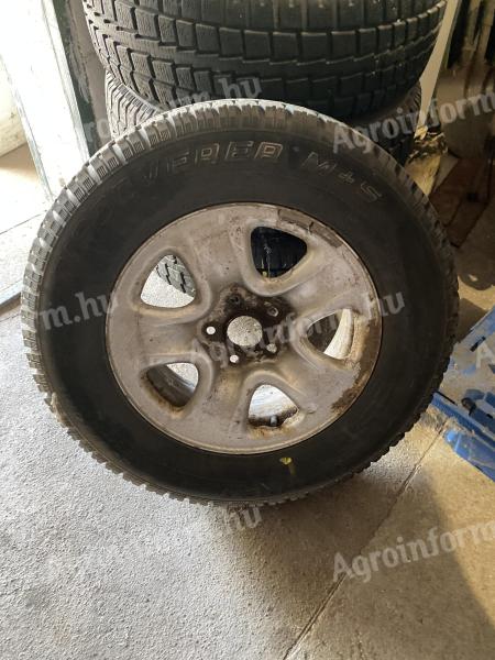 225/70R16 4 db téli gumi+felni