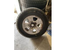 225/70R16 4 db téli gumi+felni