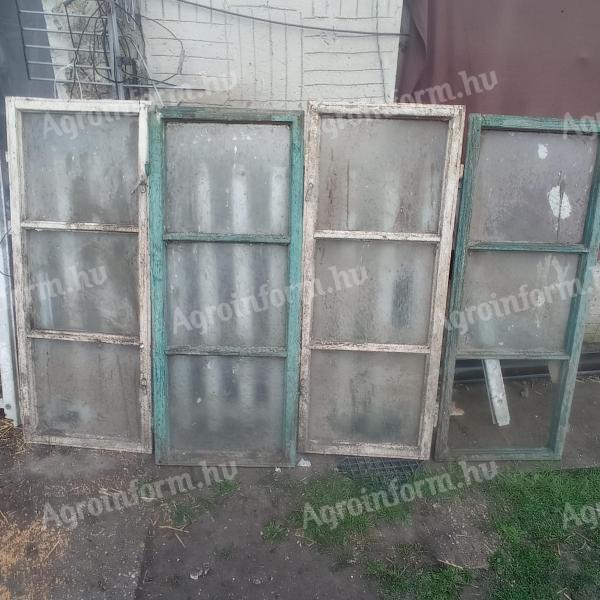 4 db régi fa ablak (125x500 mm) Kiskunfélegyházán